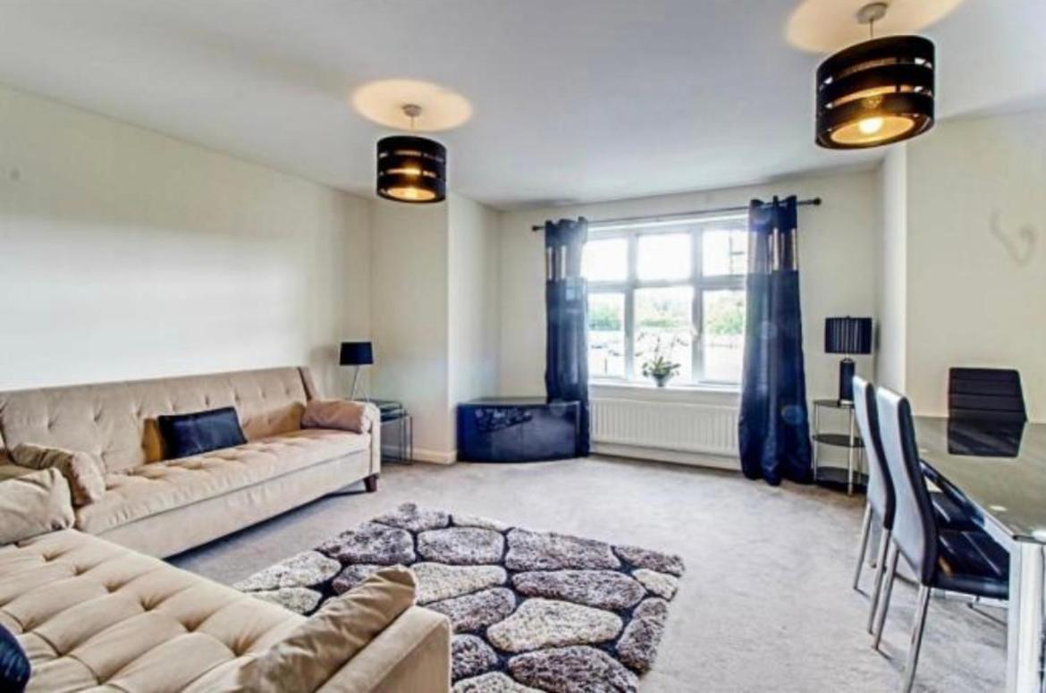 The Wickets - 2 Bedroom Apartment Overlooking Cricket Club Marton-in-Cleveland Exteriér fotografie